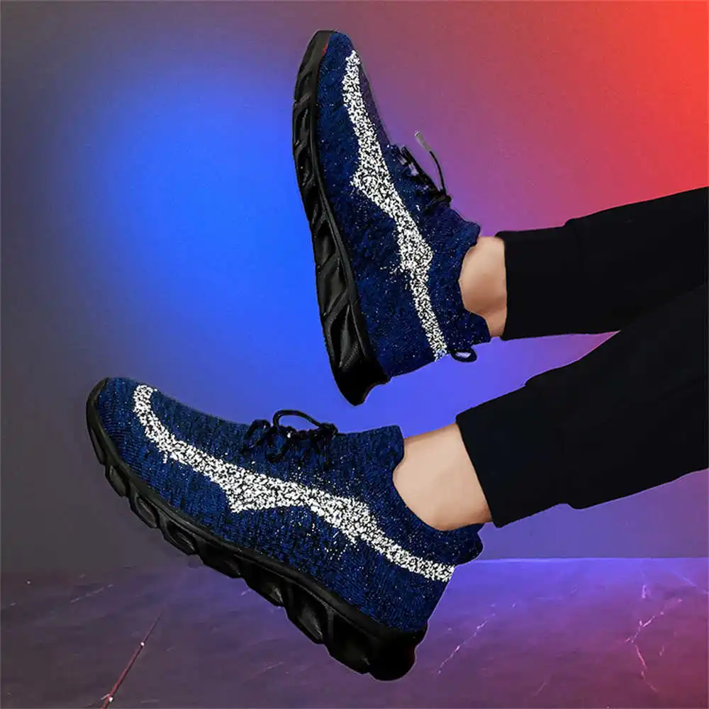 Flat Sole Lace Up Sneakers Pur - Classic Tech Office Number 评论和价格