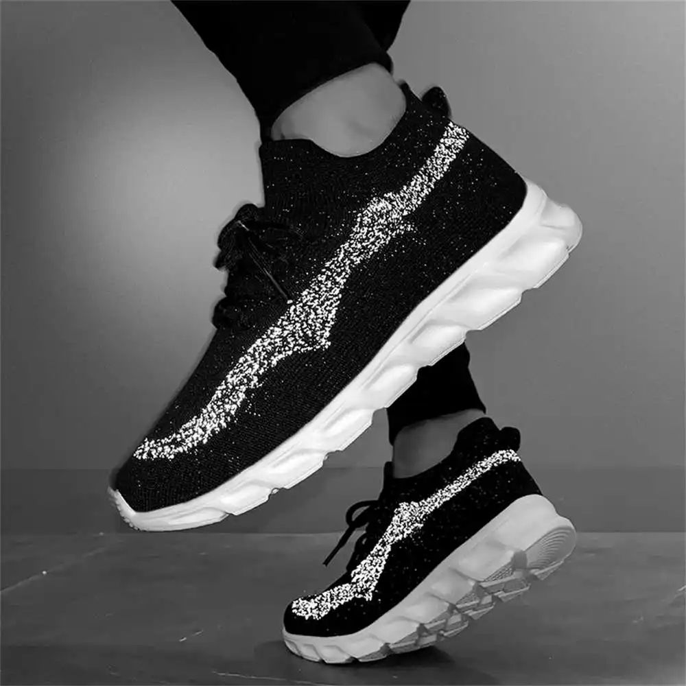 Flat Sole Lace Up Sneakers Pur - Classic Tech Office Number 评论和价格