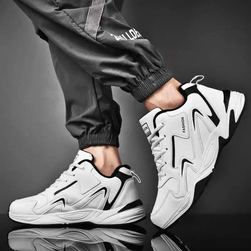 Cold-proof Spring Gym Sneakers - Classic Tech Office Number 评论和价格